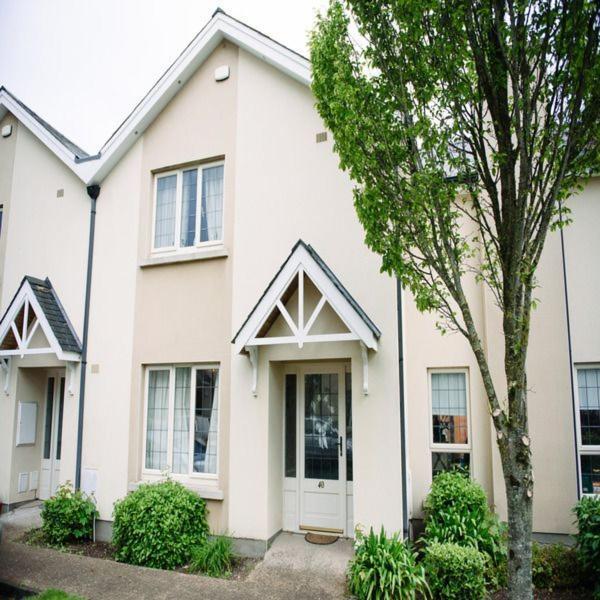 The Avon Hotel Blessington Exterior photo